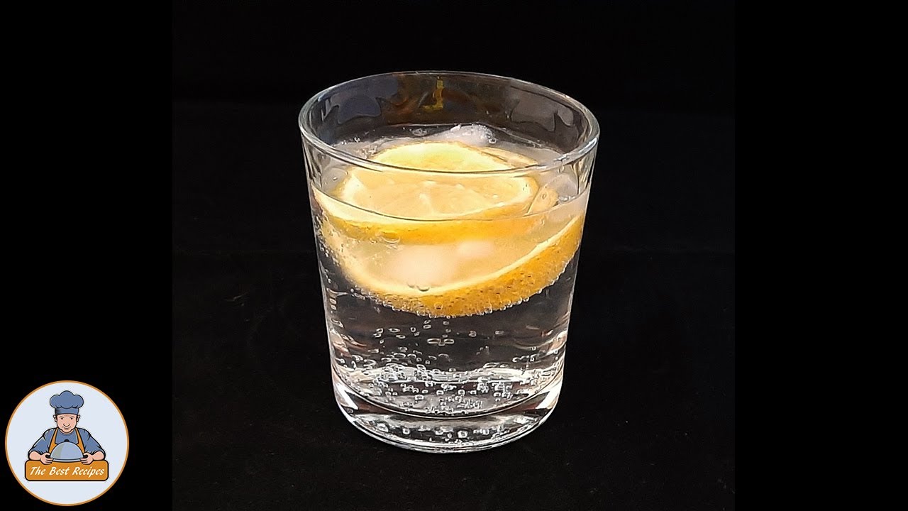 Gin tonic. Essayez cette recette de cocktail rapide &agrave; faire !