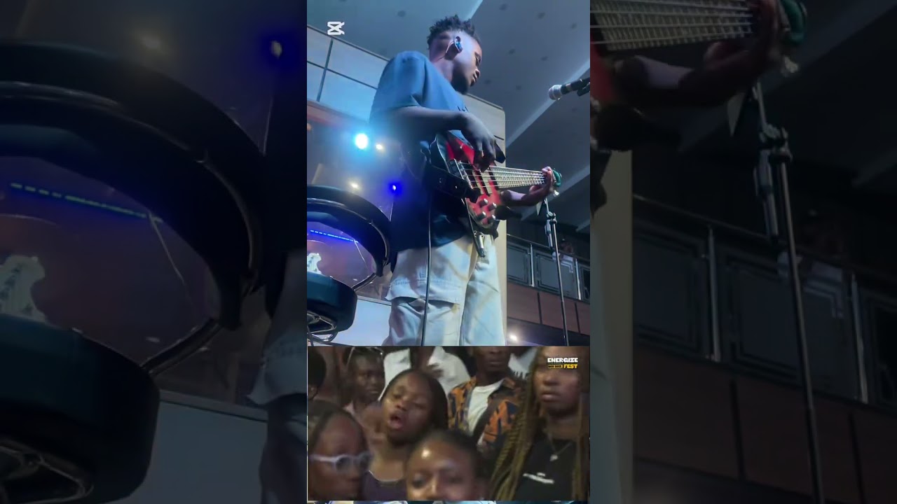 OGOLOGOMMA live performance 