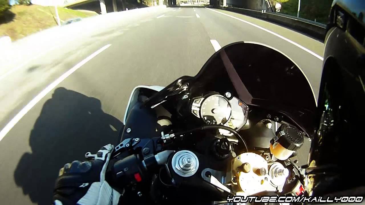 Yamaha R1 Crossplane 2011 - 299 KMH Top Speed Test - 6th Gear (GO PRO HD)