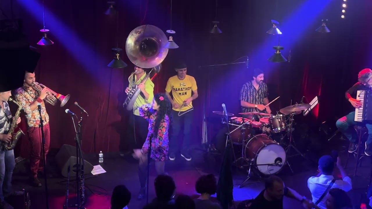 Feira de Mangaio / Virgínia Cambuci & Forró de Balkão