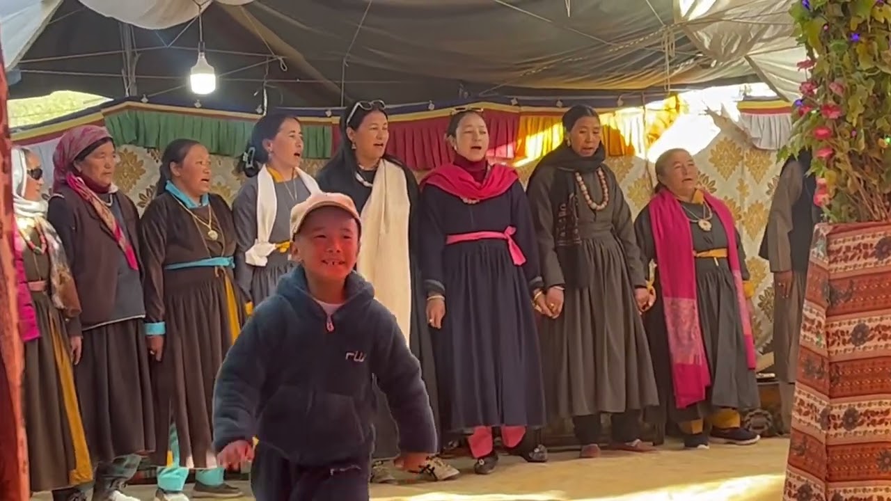 Zunglu song