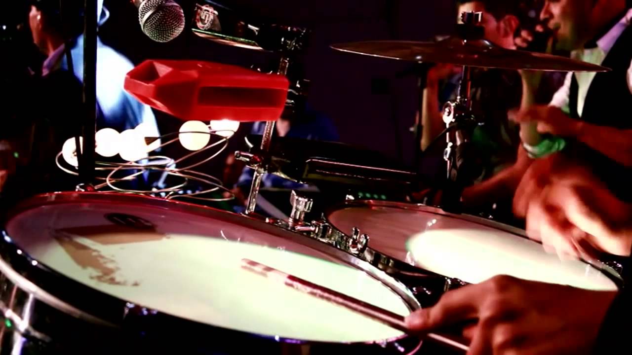 Frio En Mi - Ubeny Loaiza y La Sabrosura ( Video Oficial )