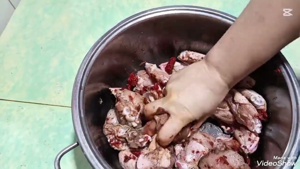 اطيب جوانح مقليه مع بطاطا وسلطه😋😋
