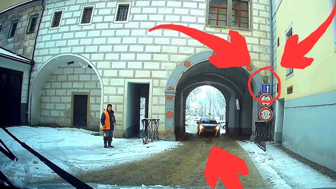 Zima se vrací, nesmrtelní kolaři a běžný Hradec - mix 8