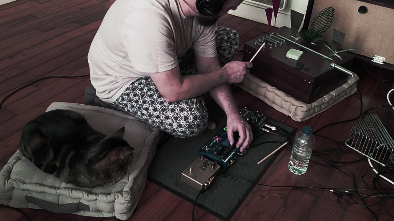 Exploration #redpandalab #weirdmusic #glitch #noisemusic #mooerpedals