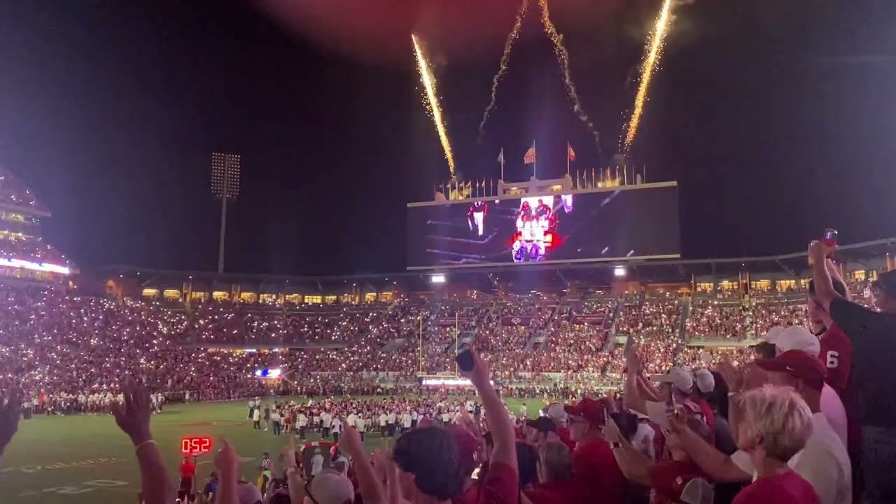OU Fans Sing Toby Keith's Courtesy of the Red, White and Blue (Angry American) During Season Opener.