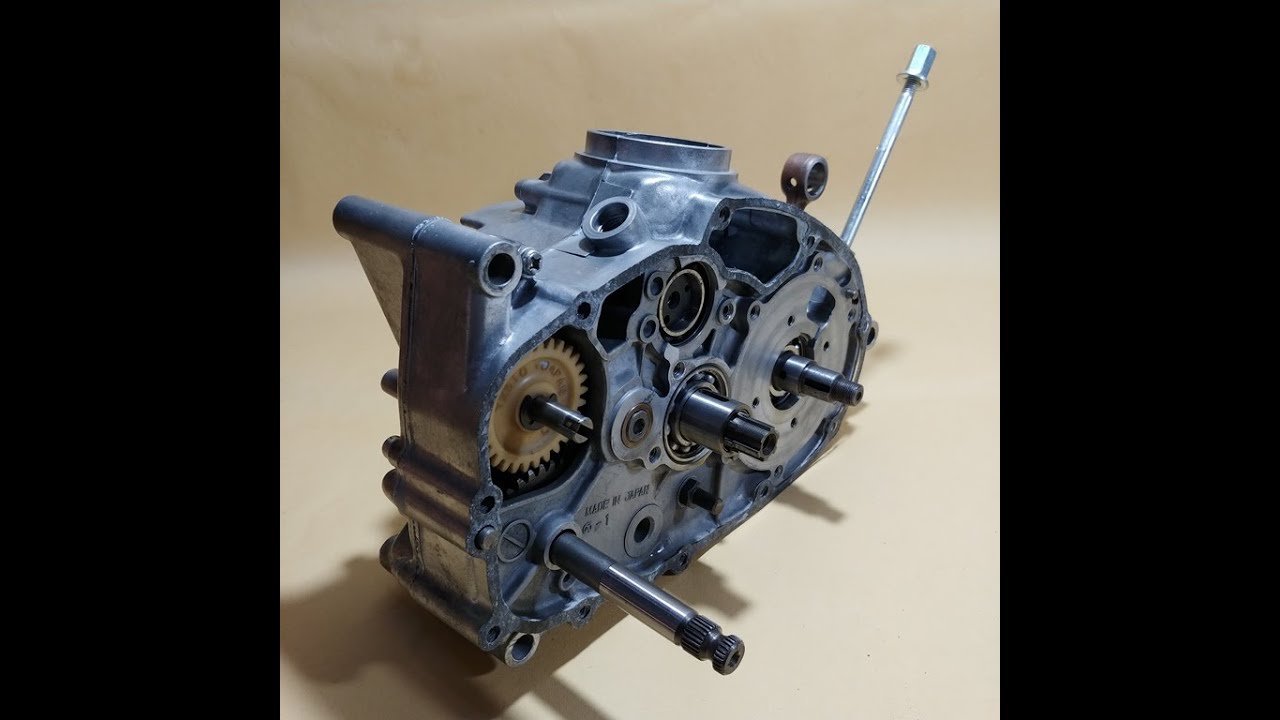 Merakit Mesin Kawasaki GTO KH110 Th 1980 Bagian Tengah