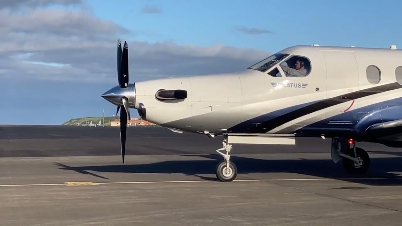 Pilatus PC 12 NG Engine Startup - Propeller Pitch Changing