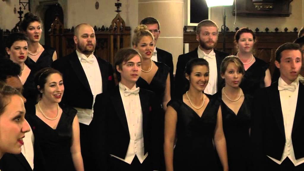MOČNIK: Christus est natus (UGA Hodgson Singers)