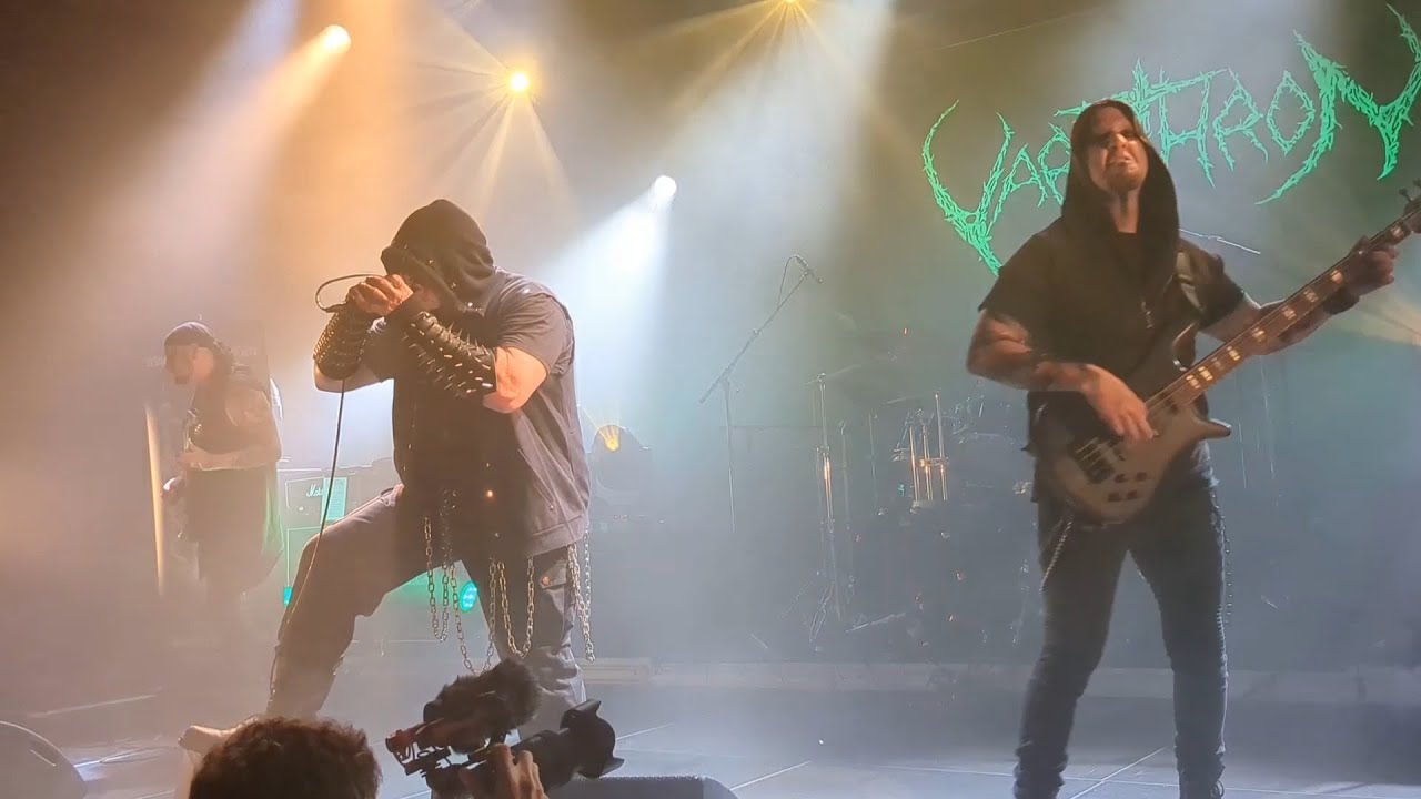 Varathron : titres en description [Live Courts Of Chaos (Plozévet-29) - samedi 24 mai 2025]