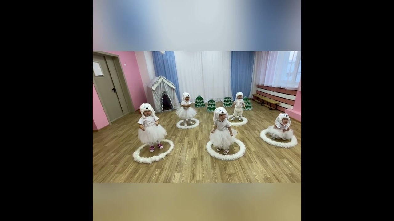 «Танец зайчиков»