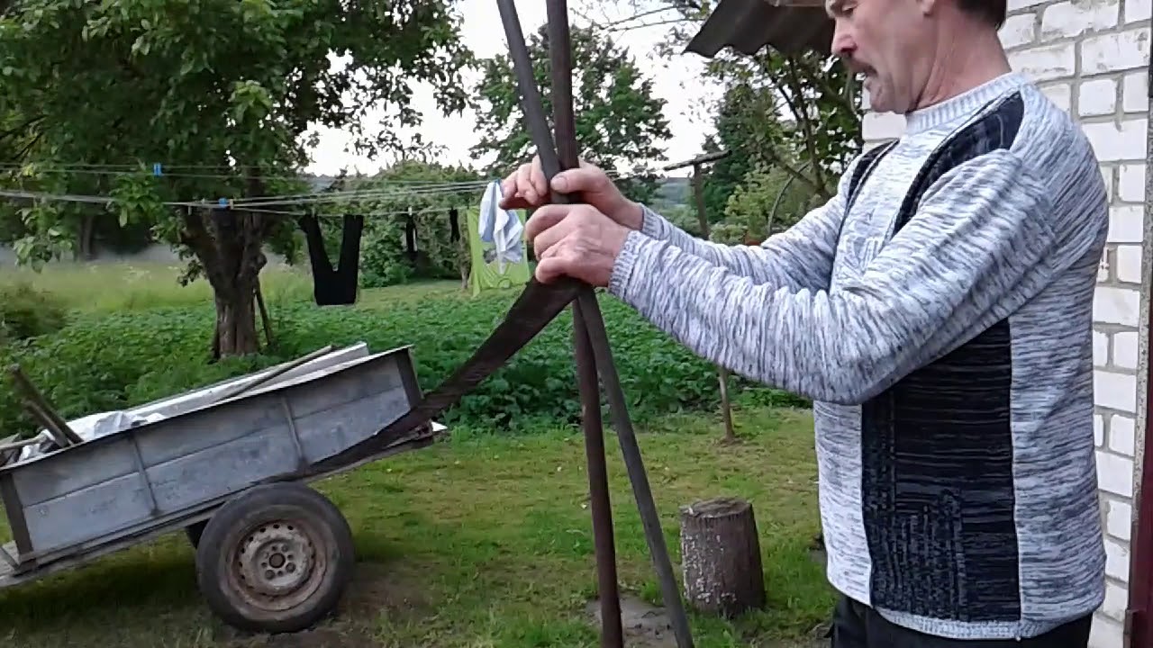 Коса ручная. Косье из металлической трубы и как косить.