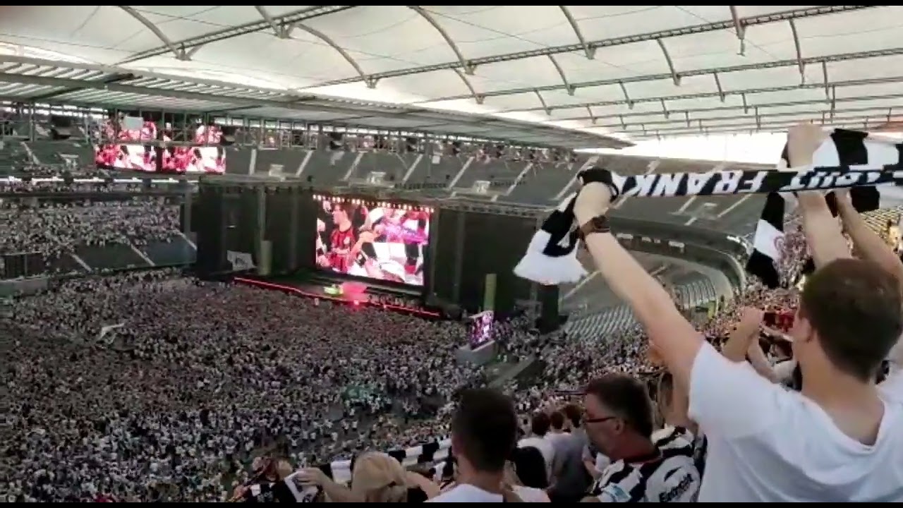 50.000 Frankfurt Fans singen beim Public Viewing | Europa League Finale 2022 vs. Glasgow Rangers