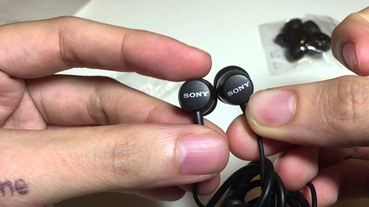 What Original Sony MH750 Headset Handsfree Earphone Microphone & Answer for Xperia Black looks like?