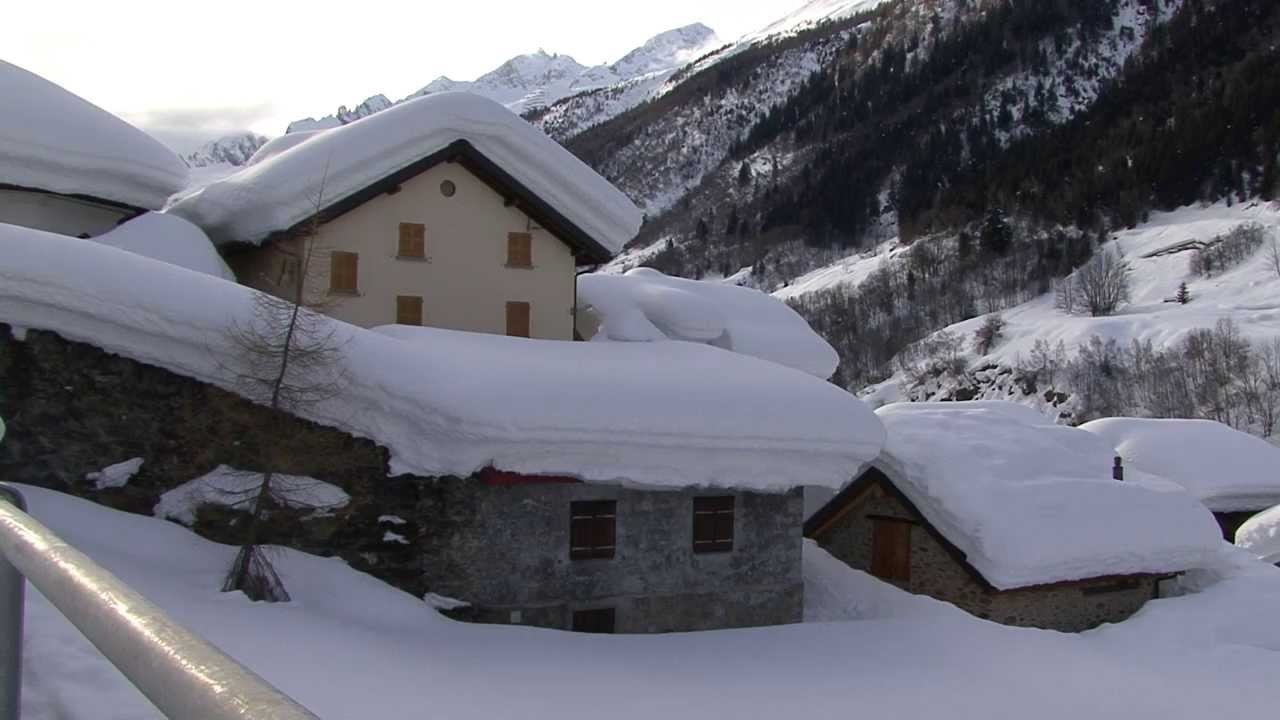 villaggi  e  neve  in  val  Bedretto