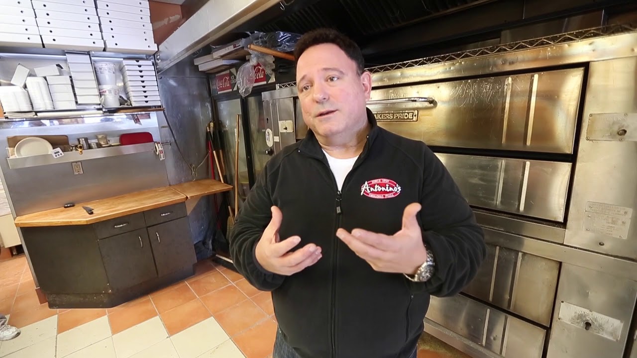 What makes Windsor Pizza