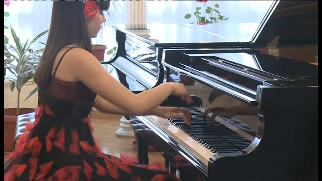 Iva Vukovic, 12 years old, F. Liszt: Hungarian Rhapsody No. 11