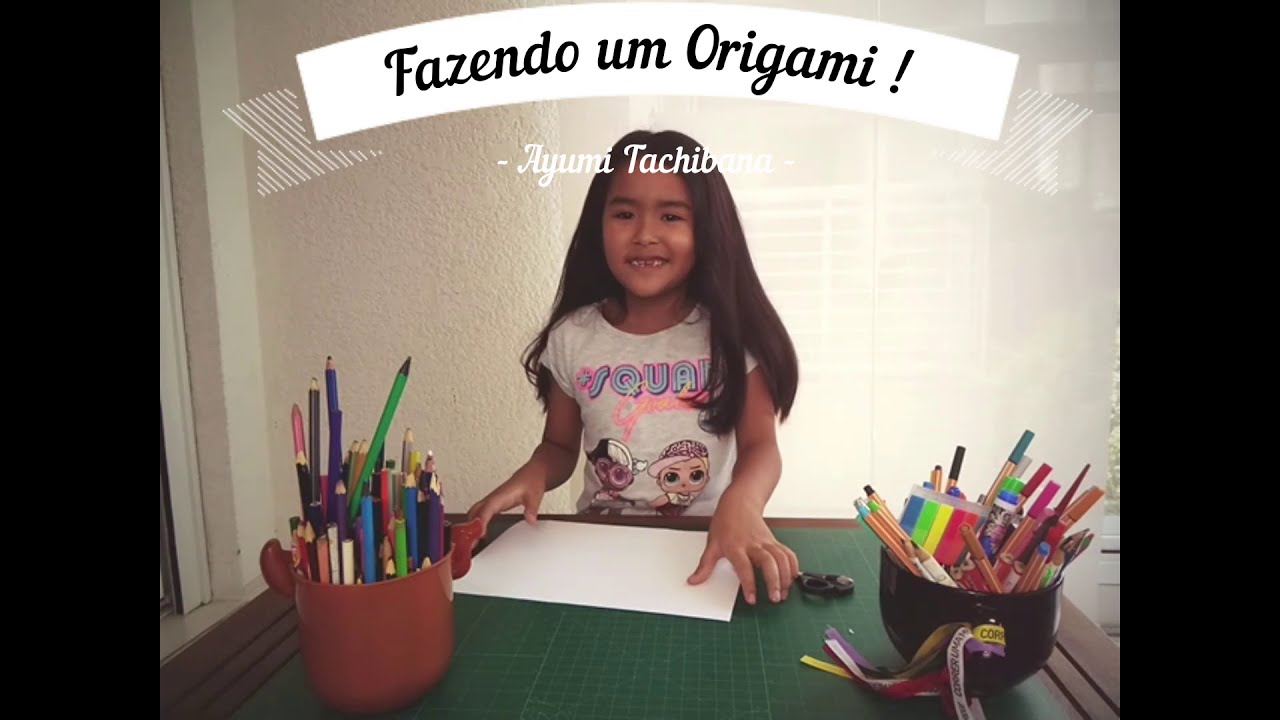 LAYUMI Fazendo ORIGAMI ;)