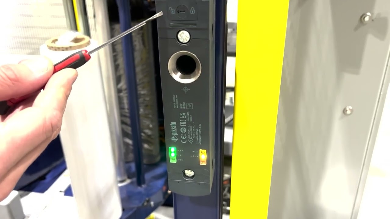 LT Automatic Stretch Wrapper Troubleshooting Series - Personnel Door Safety Latch is Open
