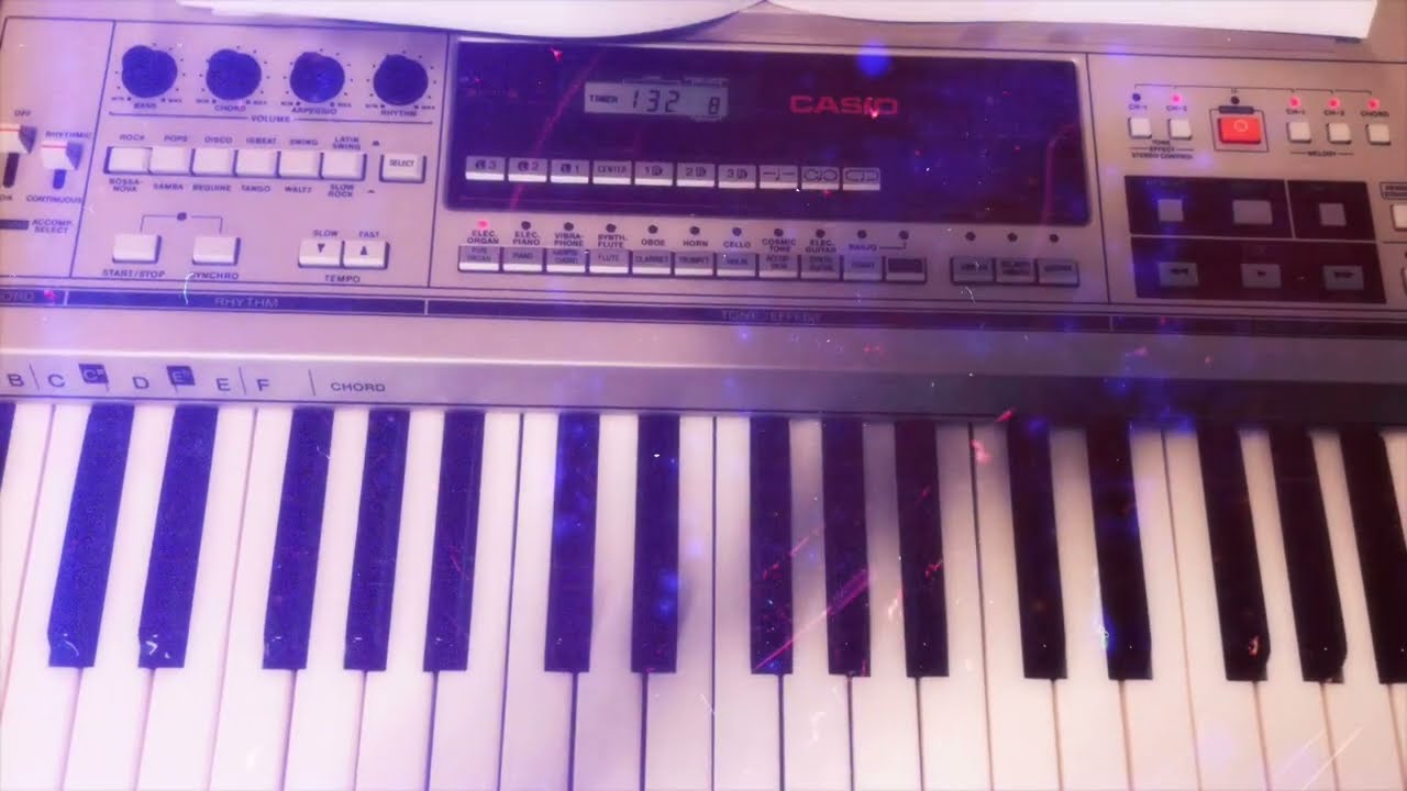 Casio Casiotone 7000 vintage home keyboard short tune, some demo