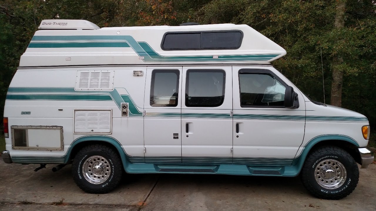 Tour my 1994 Coachmen 19 RB Class B RV