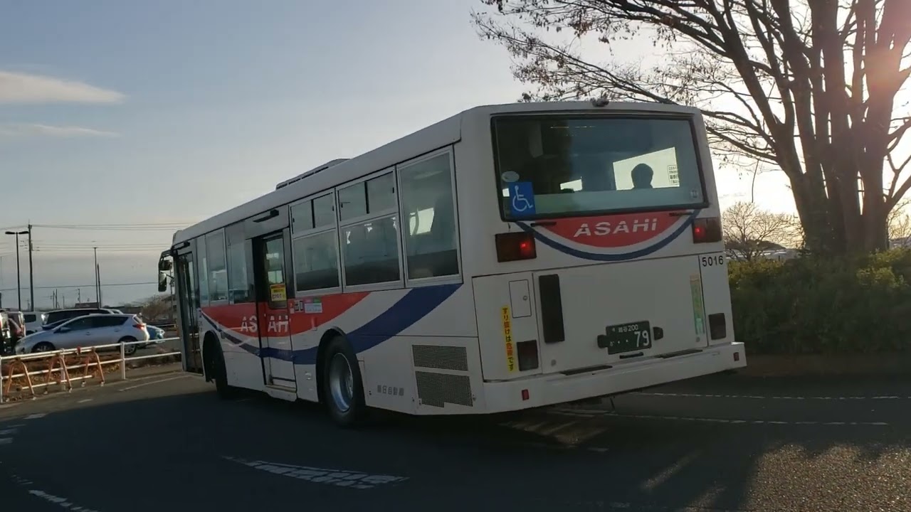 朝日バス5016(いすゞ+富士重工新7E/KL-LV280L1改)[バス魅力発見DAYシャトル]蓮田駅東口行きパルシー・ハストピアバス停発車