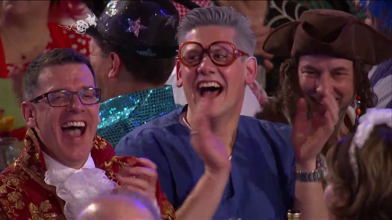 Gerd Brömser als Mundartspezialist bei Mombacher Bohnebeitel 2017
