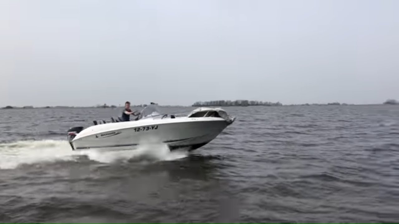 wedstrijdje tegen een sloep hard varen Vlog. #04