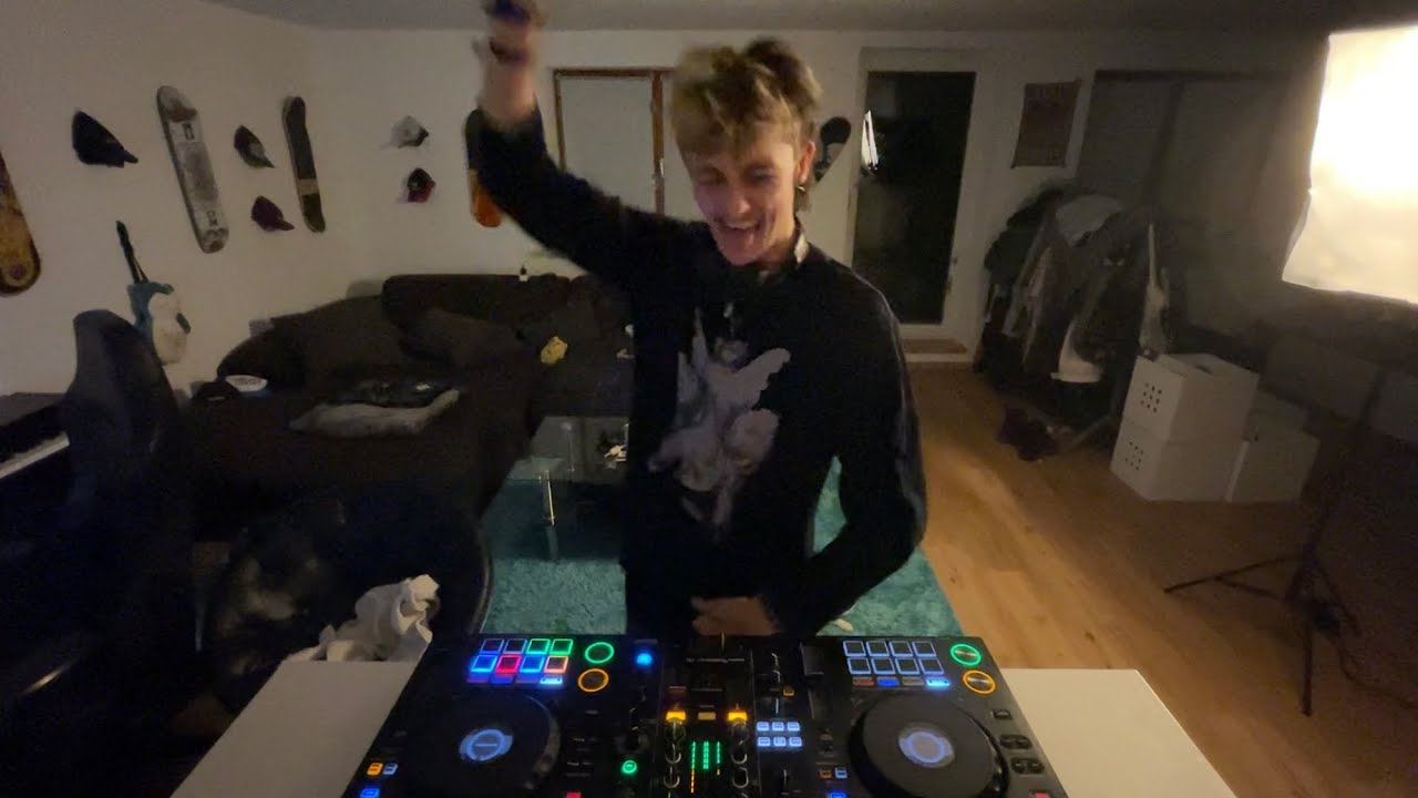 Hardtrance Powerhour ausm Kinderzimmer 🚴 | Live Hardtrance-Techno Mix