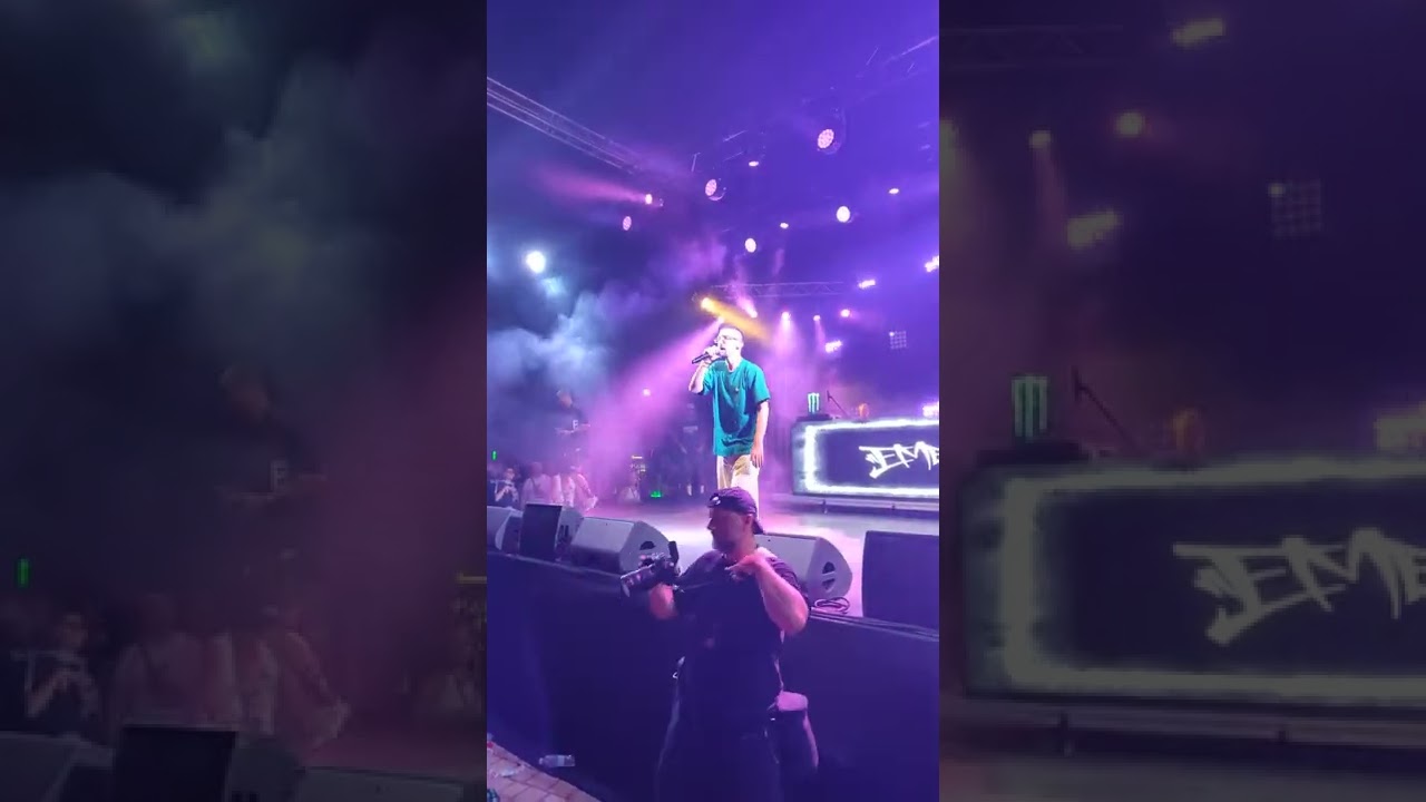 Bloody Hawk - Μη σταματάς Live (Off The Hook 3/9/2022)