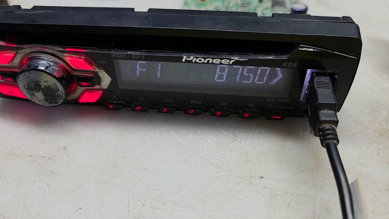 Pionner não reconhece o pen-drives 