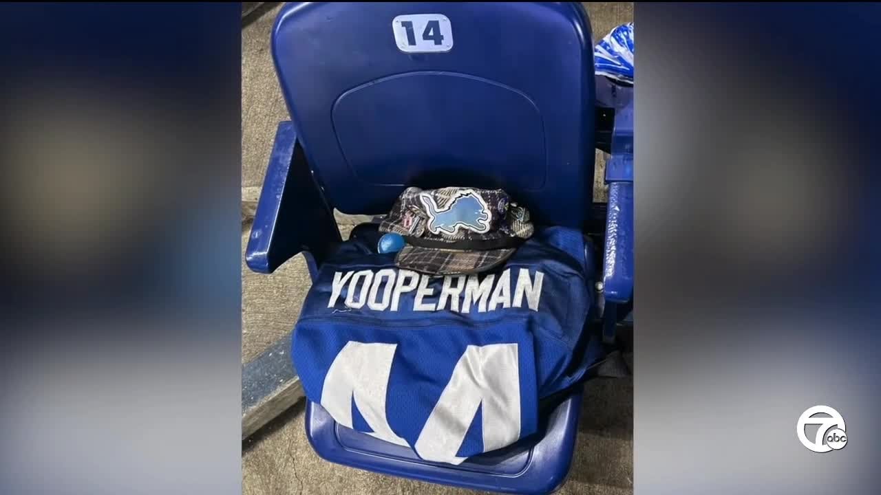 Lions fan honors late father by bringing his ashes, jersey to playoff game