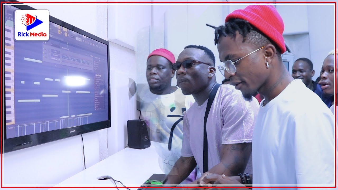 VIDEO: S2KIZZY Akutana USO kwa USO na ABBAH/ Angalia WALIVYOTENGENEZA BEAT ya PAMOJA