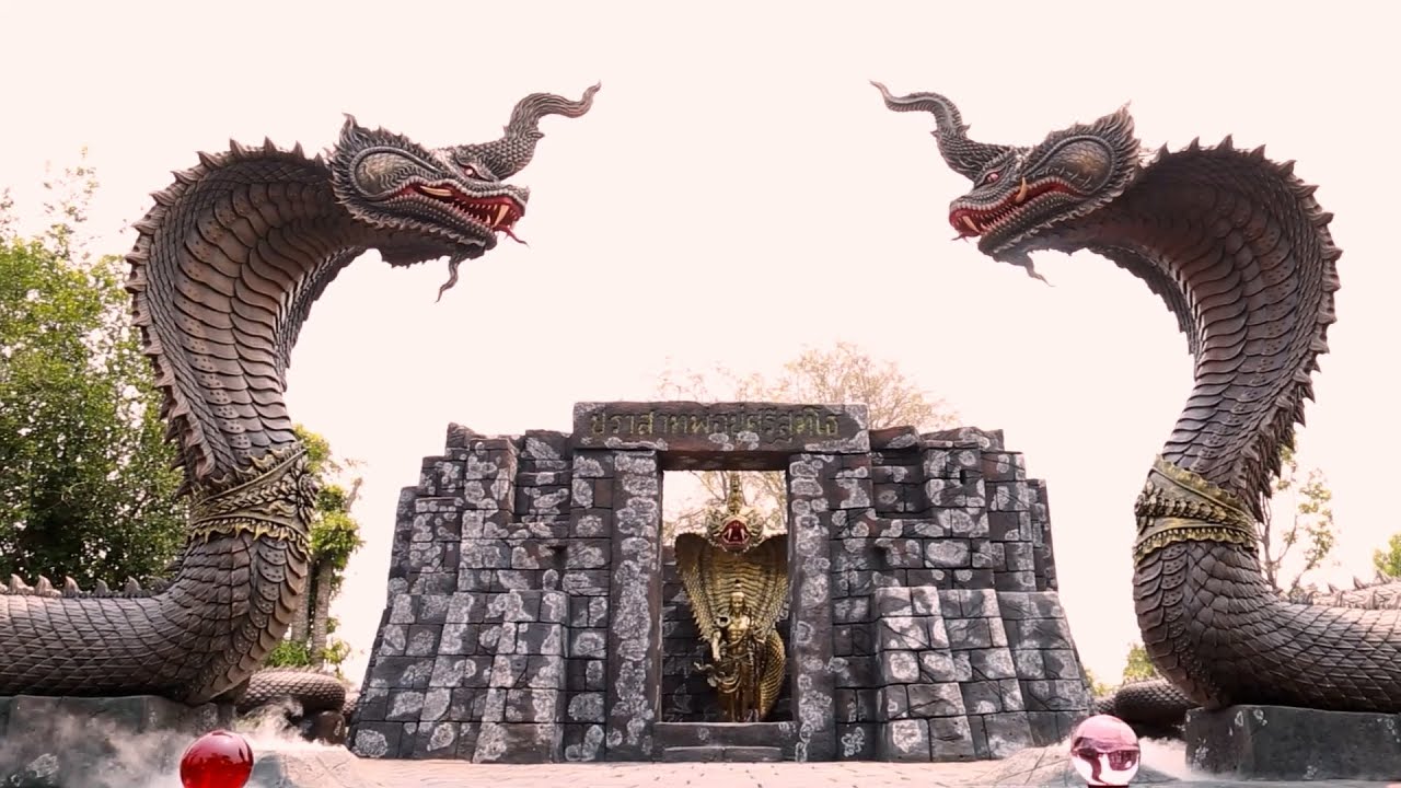 ธรรมสถานพ่อปู่ศรีสุทโธ แลนด์มาร์กสายมู เมืองอุดรธานี