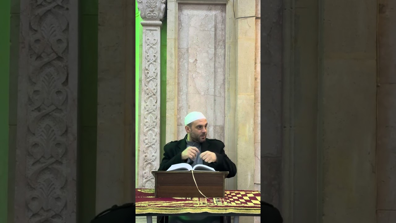 52- هل يدخل أحد الجنة بعمله؟