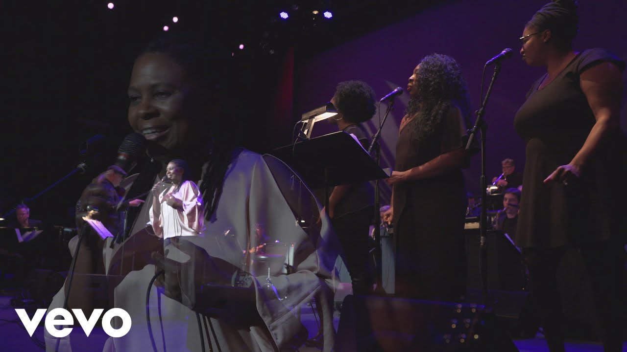 Ruthie Foster - Might Not Be Right (Live at The Paramount)