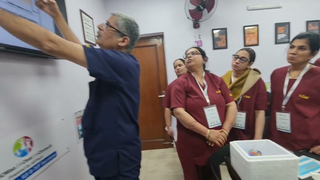 HO-110 - Dr. Prof (Col) Pankaj Talwar,VSM is teaching doctors about Cryobiology. (PART-1)