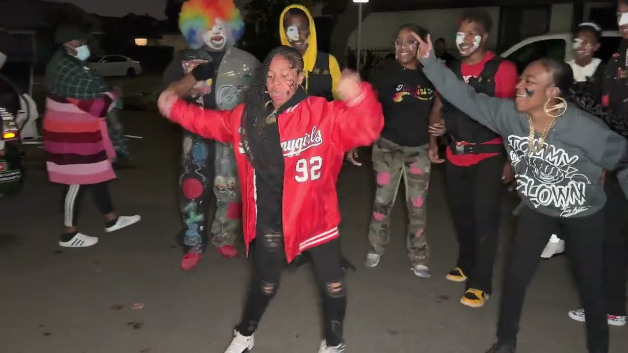 I Love MY SQUAD… I LOVE My 🤞🏾I FOLLOW @TOMMYTHECLOWN ON INSTAGRAM