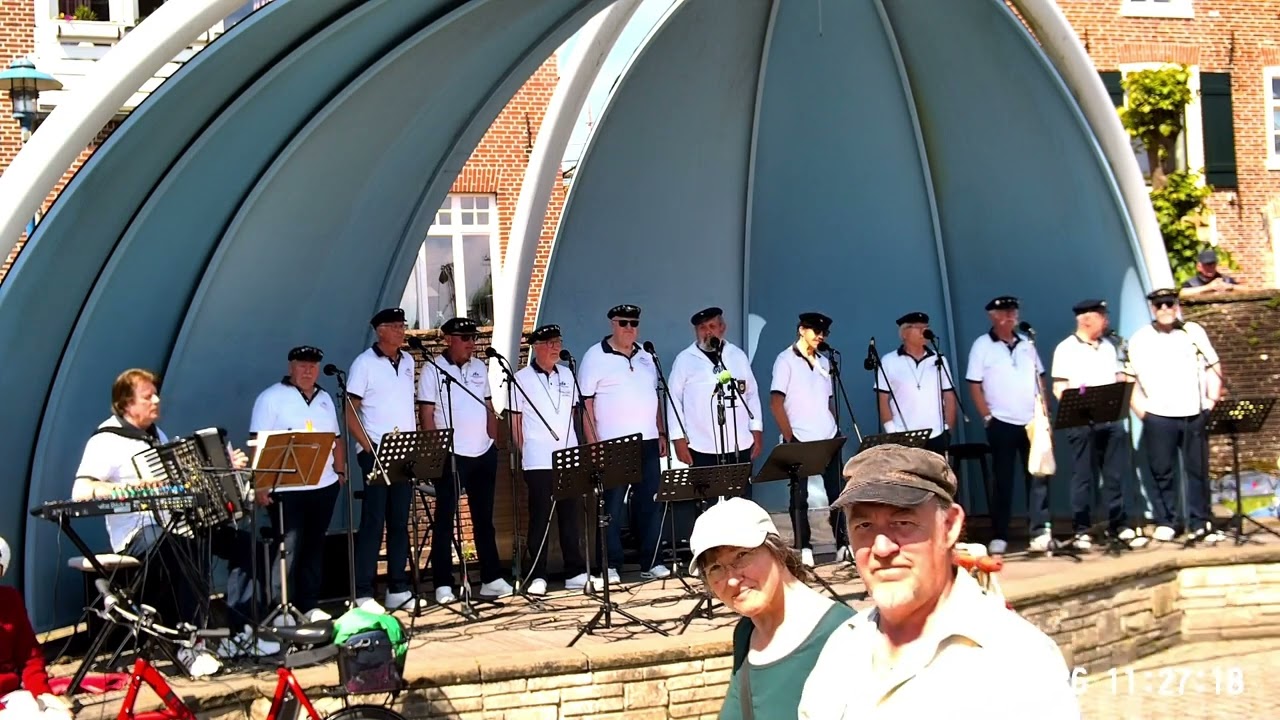 Shantychor -Chor-Carolinensiel 2024 05 26 Hafenkonzert