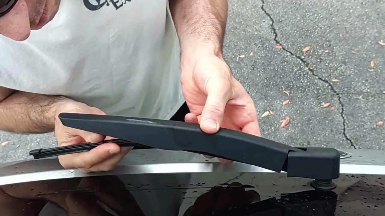2024 Ford Explorer wiper blade change
