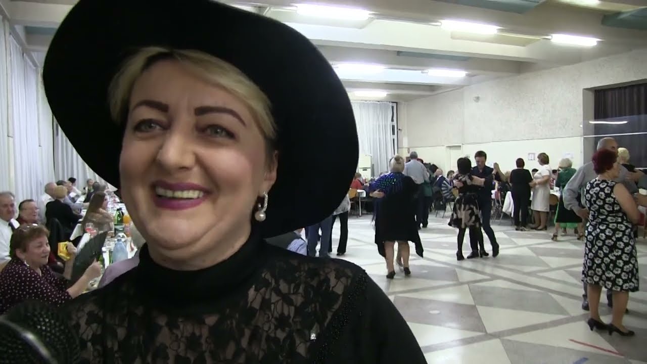 Balul Ionilor s-a mutat și la oraș - Mare petrecere la Reșița de Sfântul Ion VIDEO