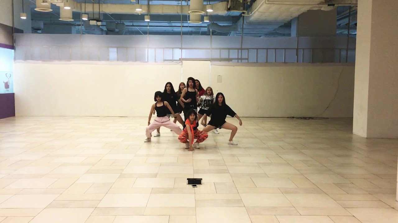 Girls issue dance practice world of dance Thailand