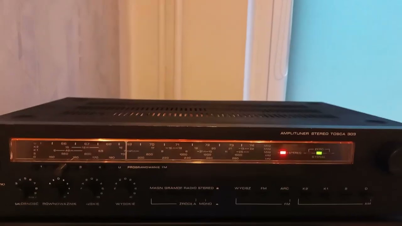 Wspomnień czar amplituner UNITRA Tosca AWS 303/1985/