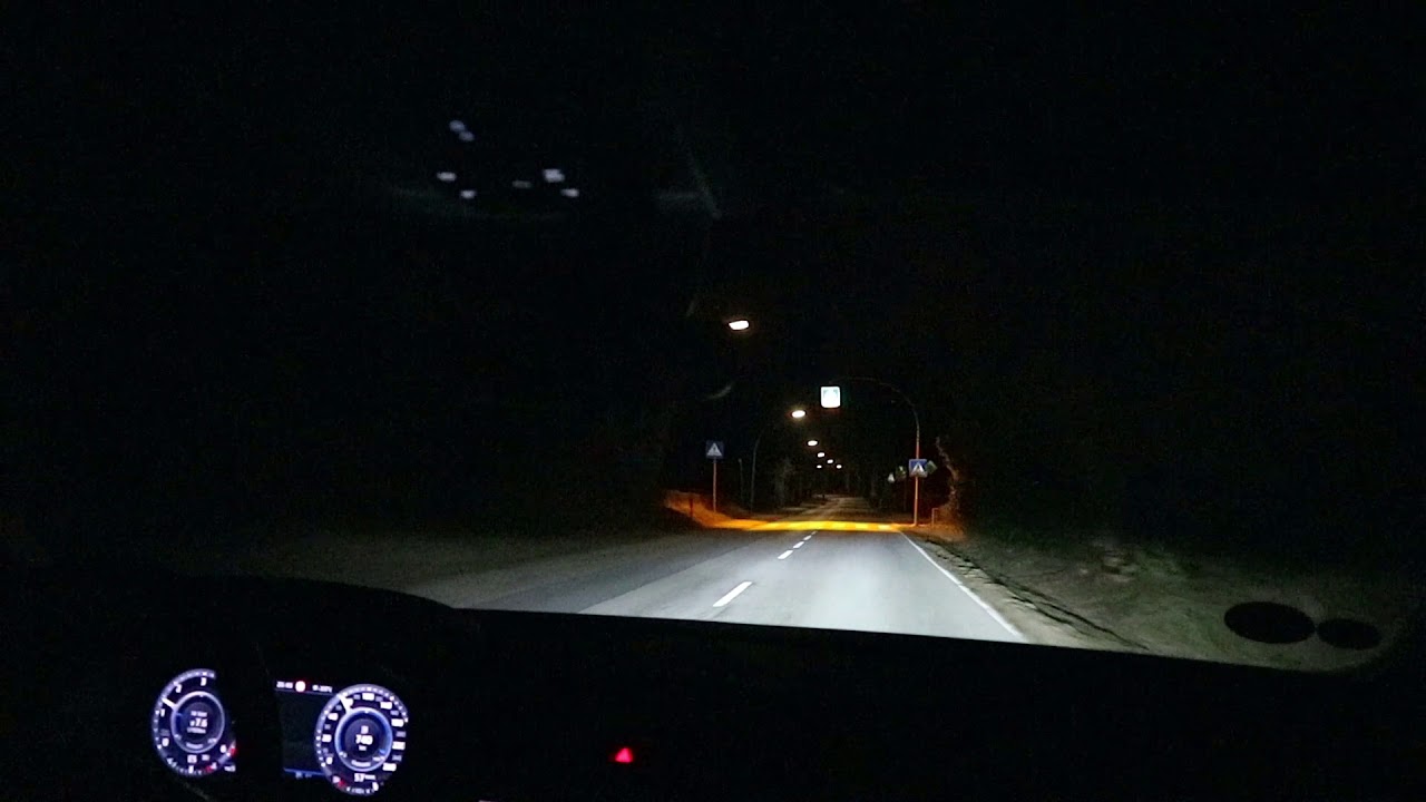 VW Tiguan II - Nachtfahrt mit LED Low Scheinwerfern
