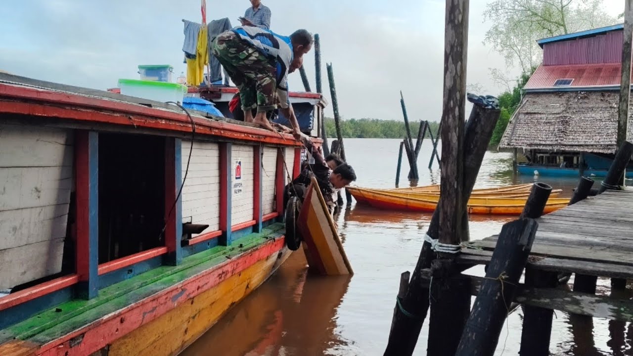 MANCING UDANG 2 HARI,CAMPING DI MALAM HARI DI GUYUR HUJAN PERAHU SAMPAI TENGELAM