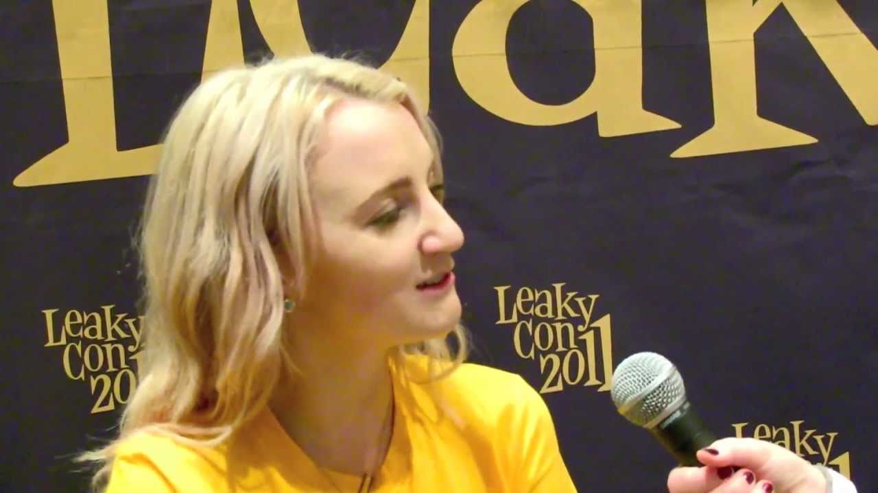 Interview with Evanna Lynch - Luna Lovegood in Harry Potter films - at Leakycon
