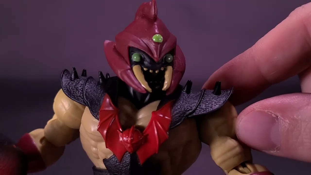 Обзор фигурки Sting-Or из серии Mattel Masters Of The Universe Origins | @TheReviewSpot