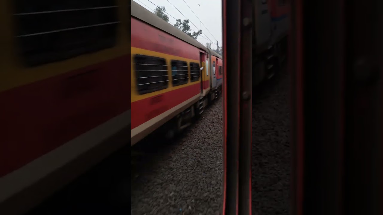 Top 5 super fast express overtake amrit bharat #train 