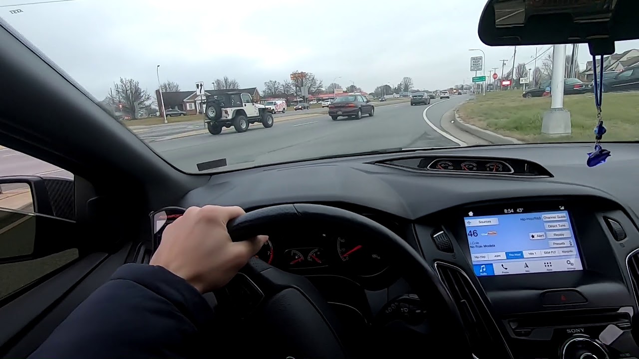Focus ST GUNSHOTS Under Overpass Straight Pipe & Catless Downpipe POV Drive