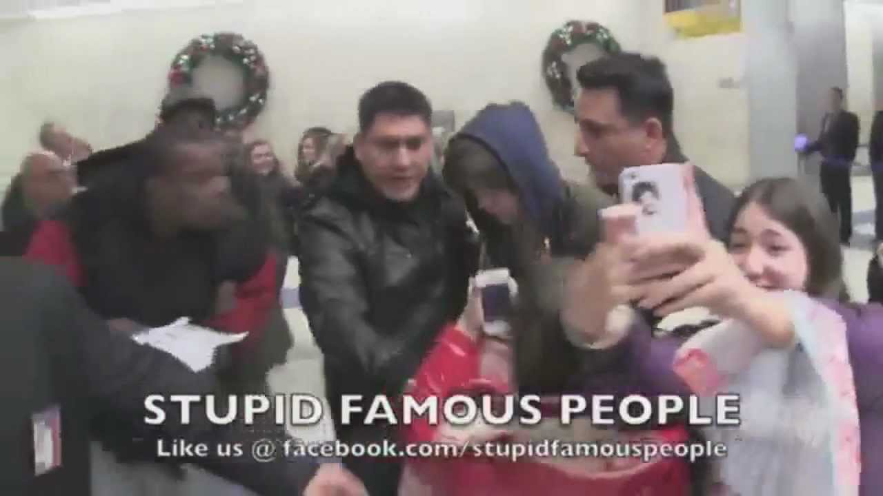 Harry Styles VS paparazzi
